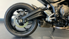 Triumph Trident (20MY)